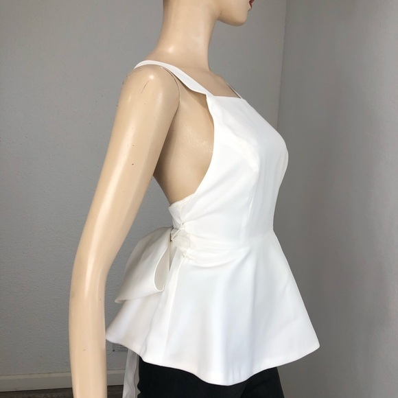 Essue crossbody back sleeveless waist strap flare cream blouse size:S - Picture 10 of 16